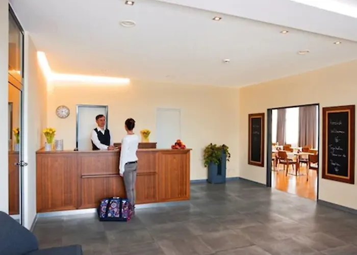 Apfelbaum Otel Erding