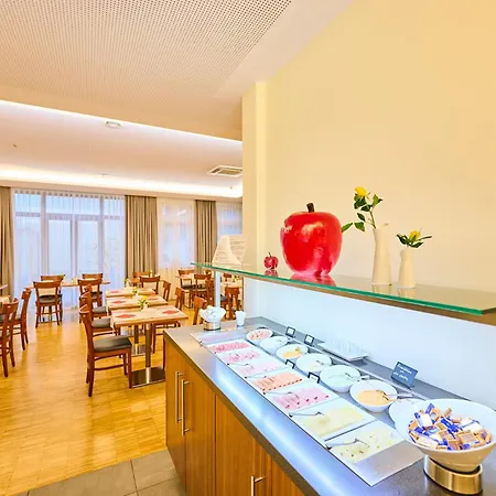 Apfelbaum Otel