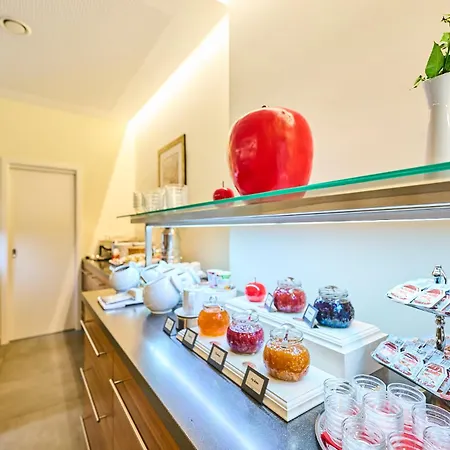 Apfelbaum Hotel 3*
