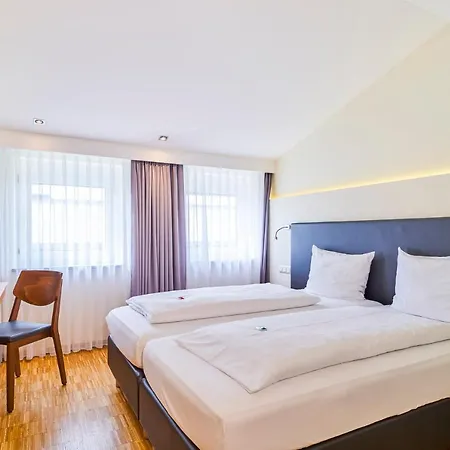 Apfelbaum Otel Erding